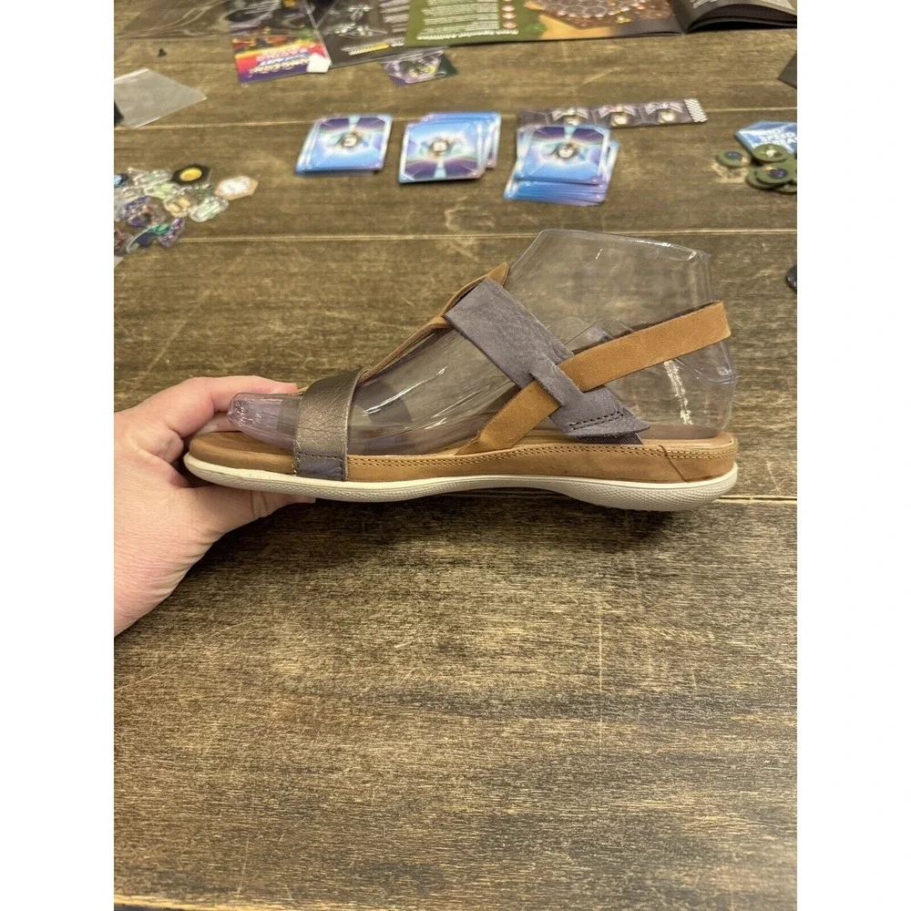 Ecco‎ Flash Sandals Women 7M Shoes Brown Purple Leather T-Strap Slingback Thong
